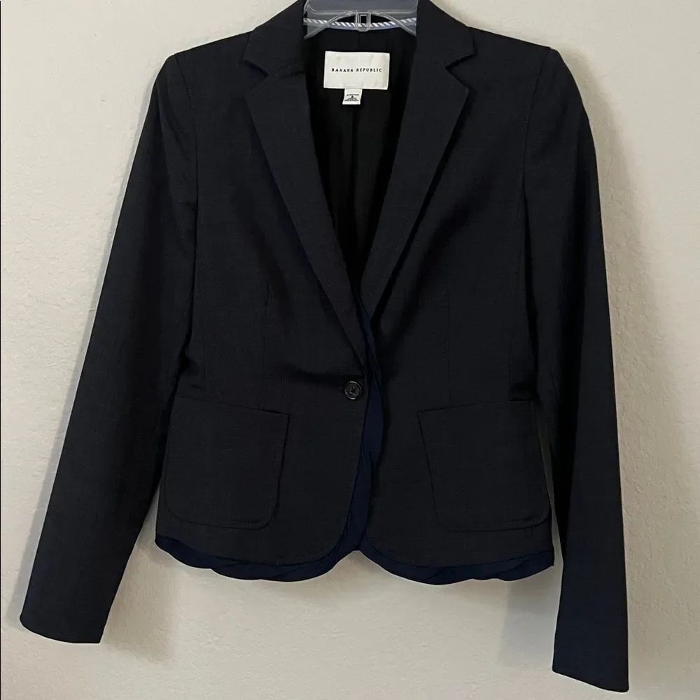 Like New! Banana Republic Women's Wool Stretch Padded Shoulder Suit Blazer 6